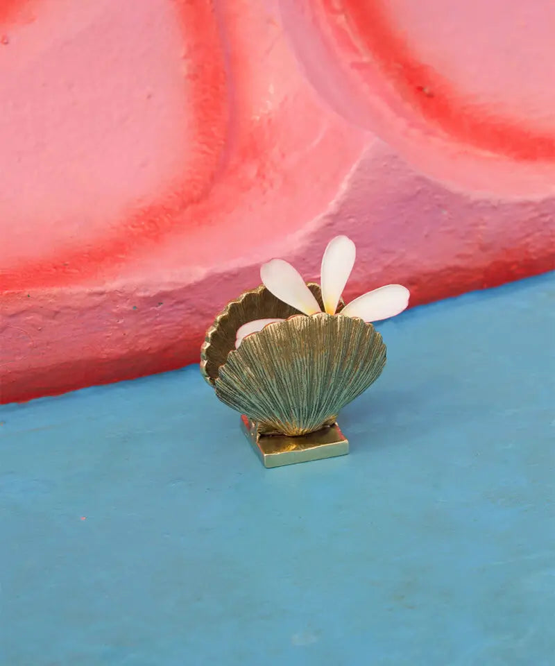 Scarlett Shell Holder