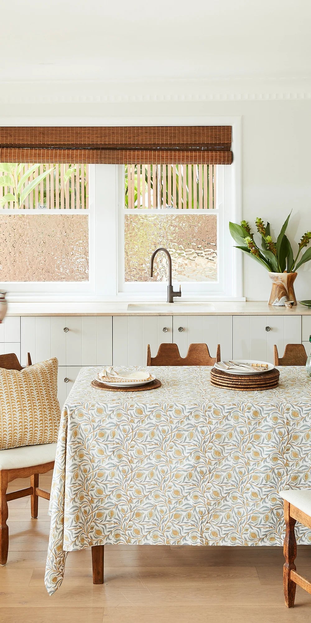 Medusa Overland Tablecloth