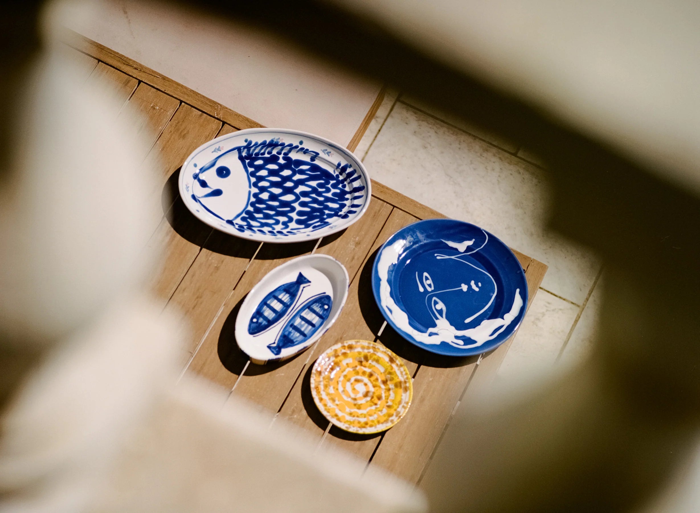 Ceramic Large Serving Face Plate Blue