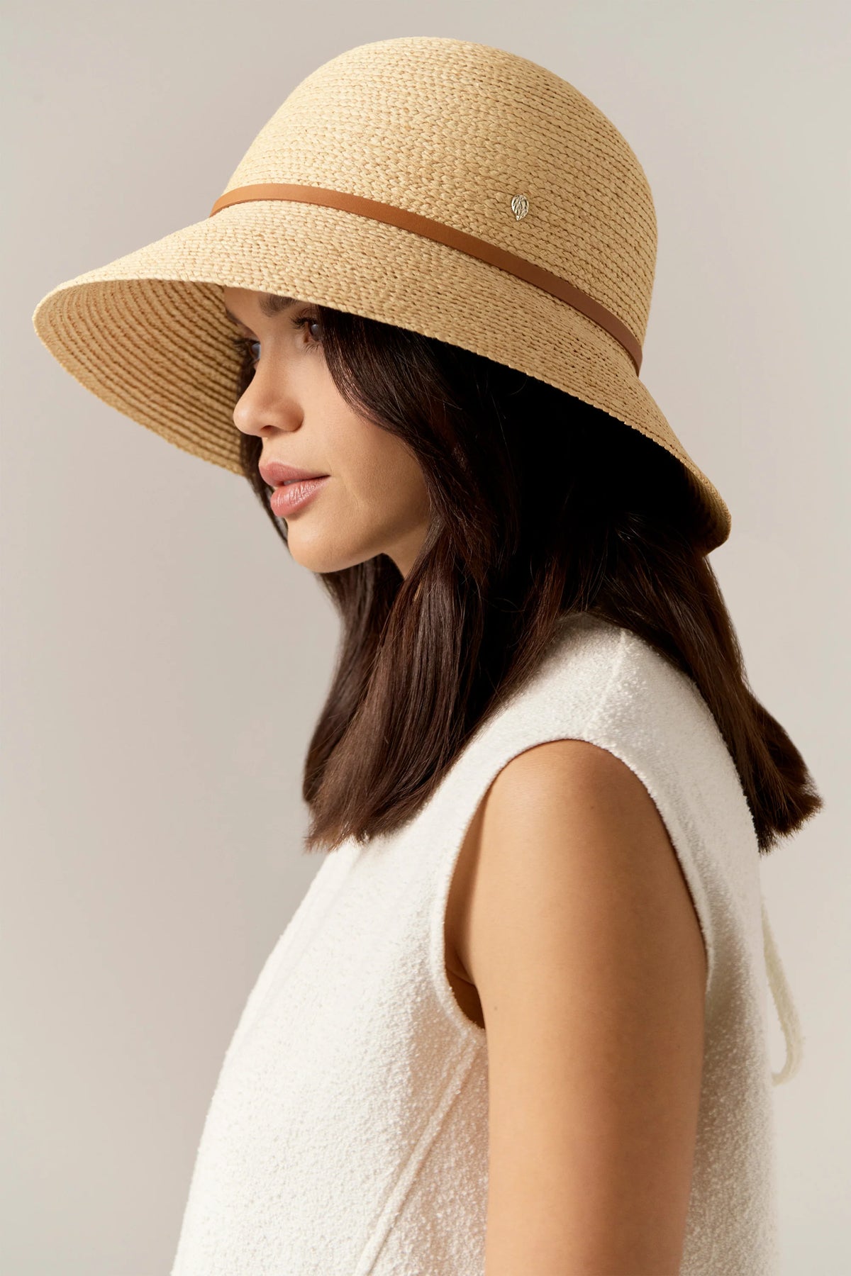 Besa 9 Raffia Braid Cloche Natural/Tan
