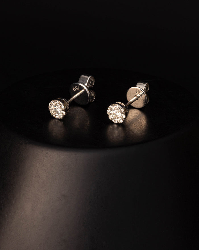 MAIA I 18ct white gold diamond studs