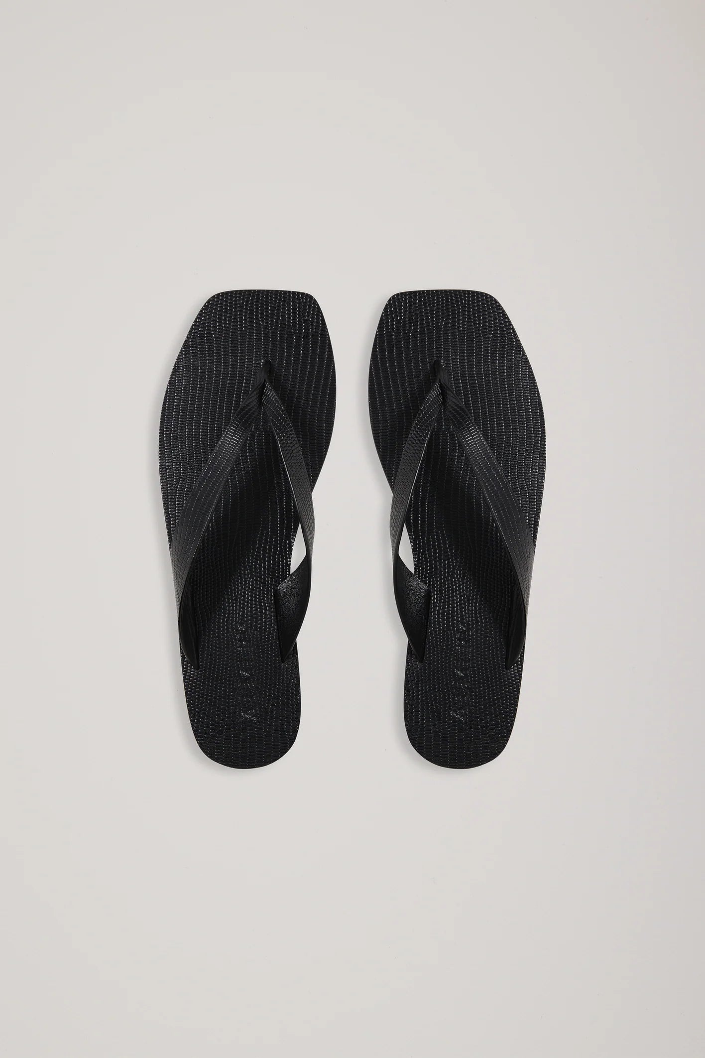 The Kinto Sandal - Black Embossed Lizard