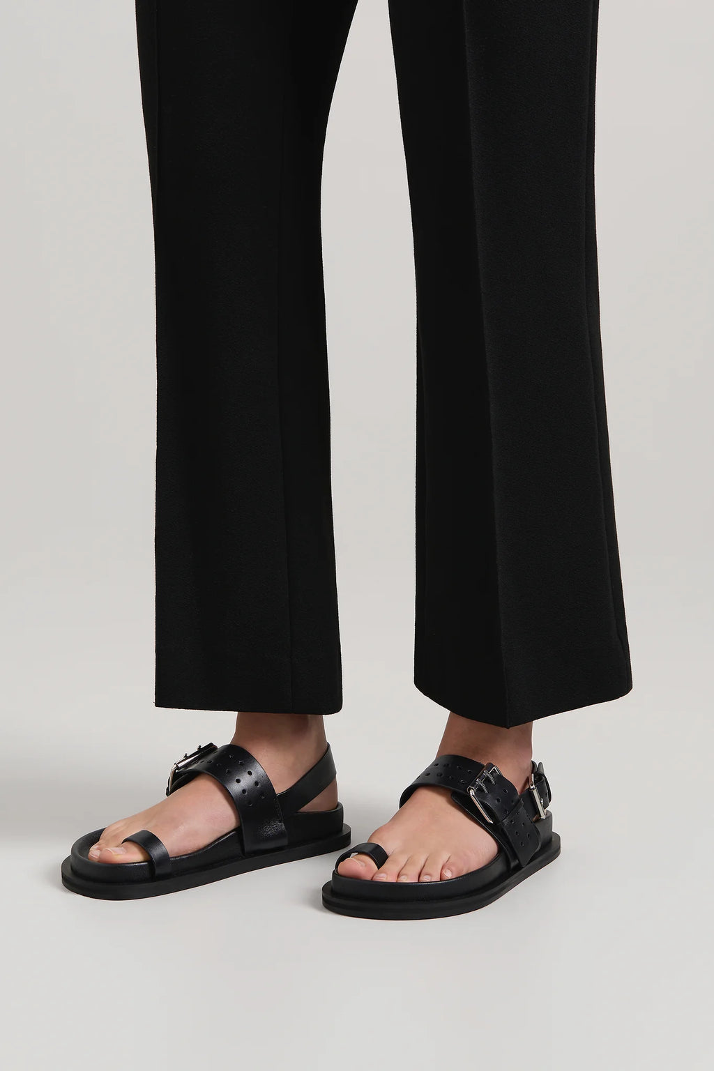 The Hattie Sandal - Black