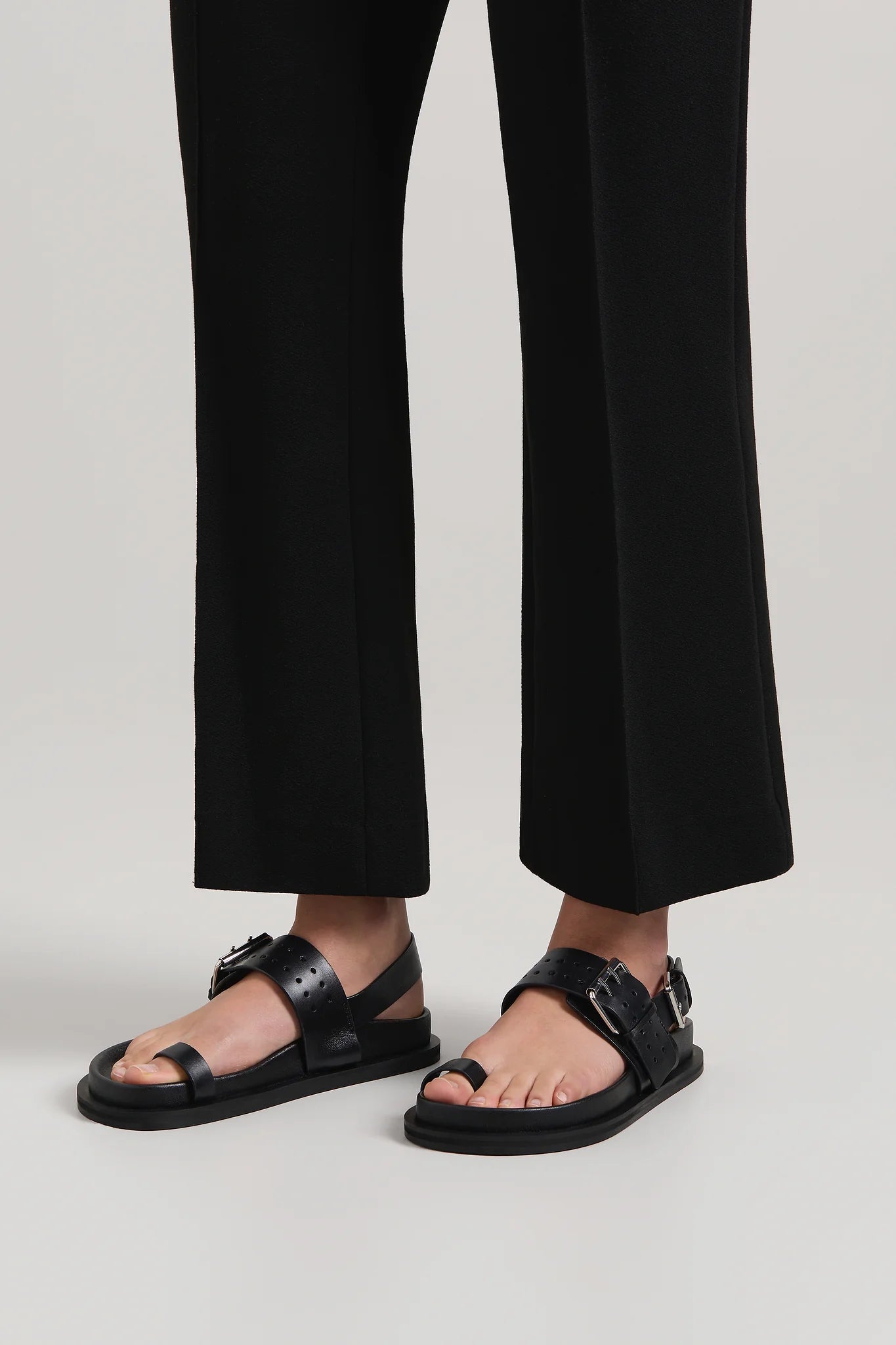 The Hattie Sandal - Black