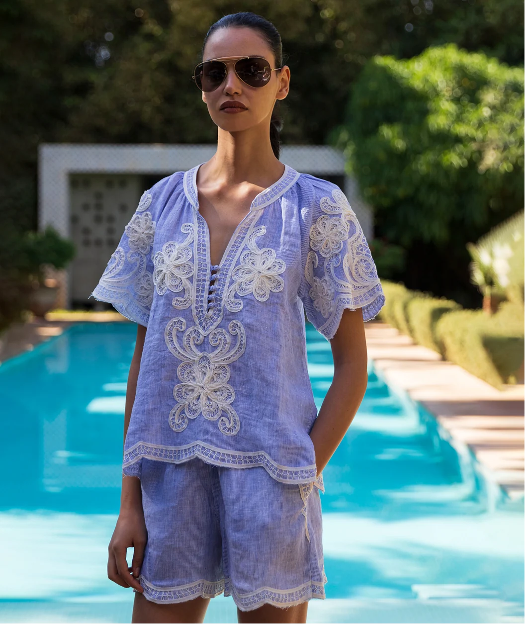 Amarylas Blue Short