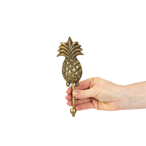 Brass Pineapple Hook - Queen